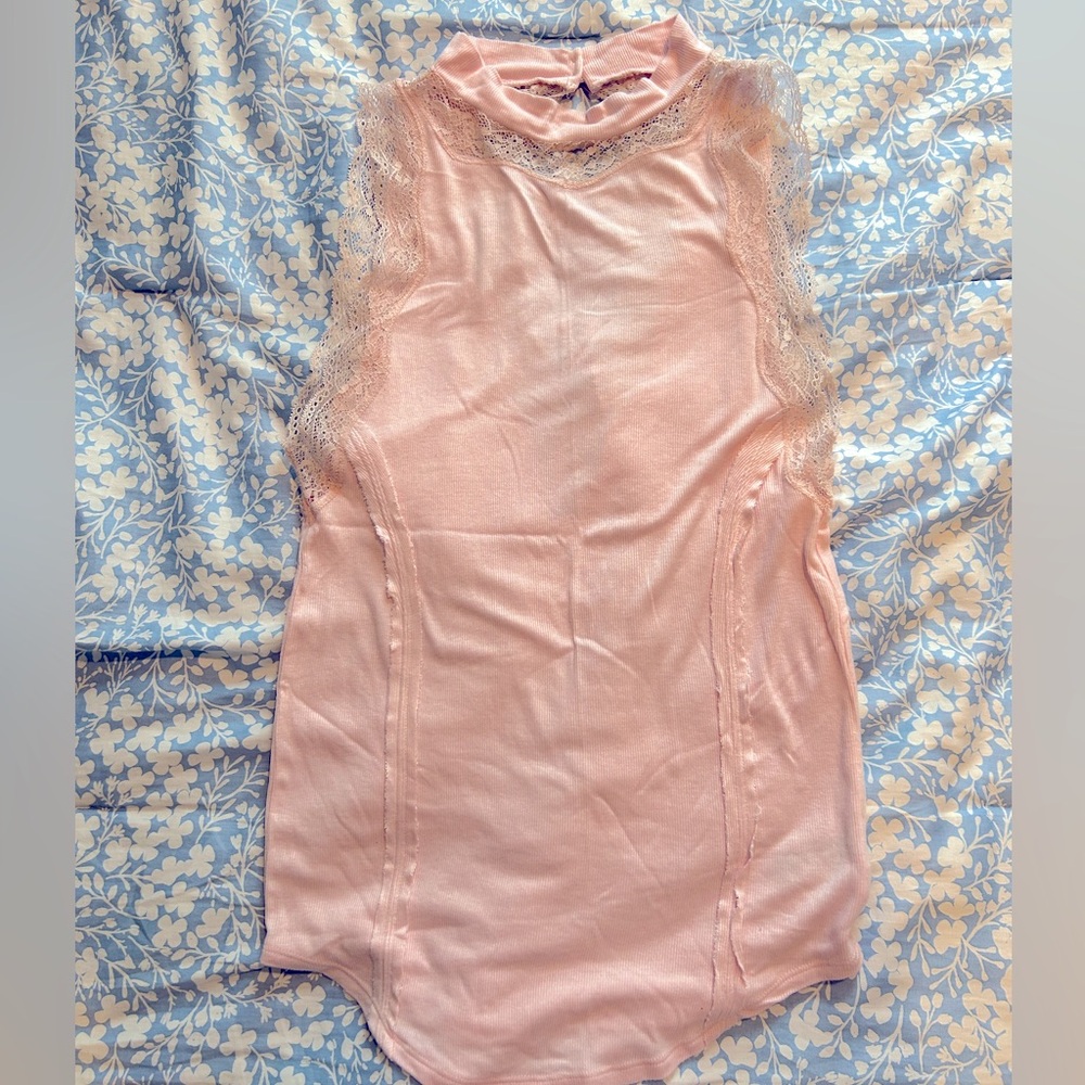 Baby pink tank